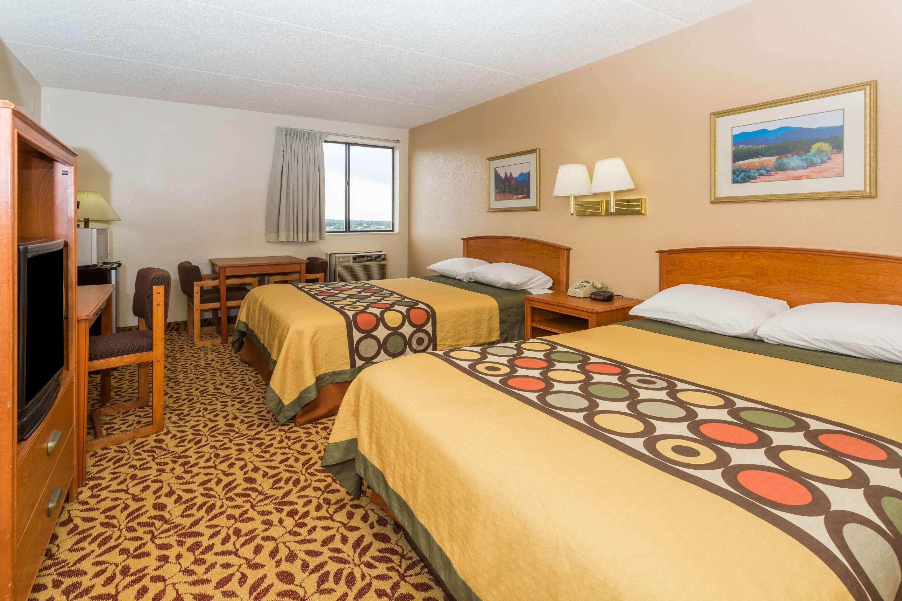 Hotel Super 8 By Wyndham Colo. Sprs. Garden Of The Gods Colorado Springs Exterior foto
